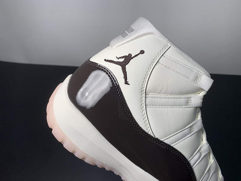 Air Jordan 11 “Neapolita AR0715-101