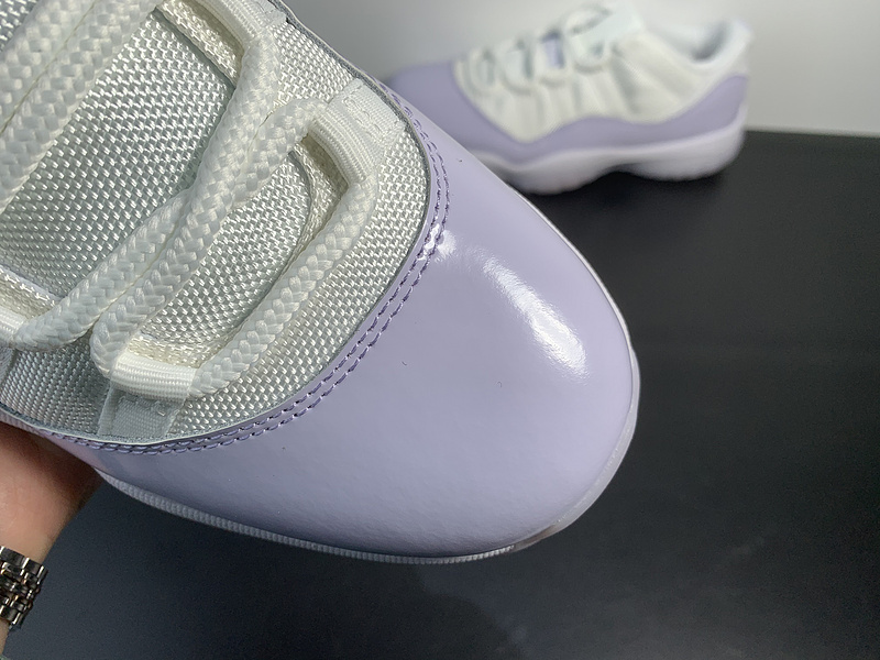Air Jordan 11 Pure Violet AH7860-101