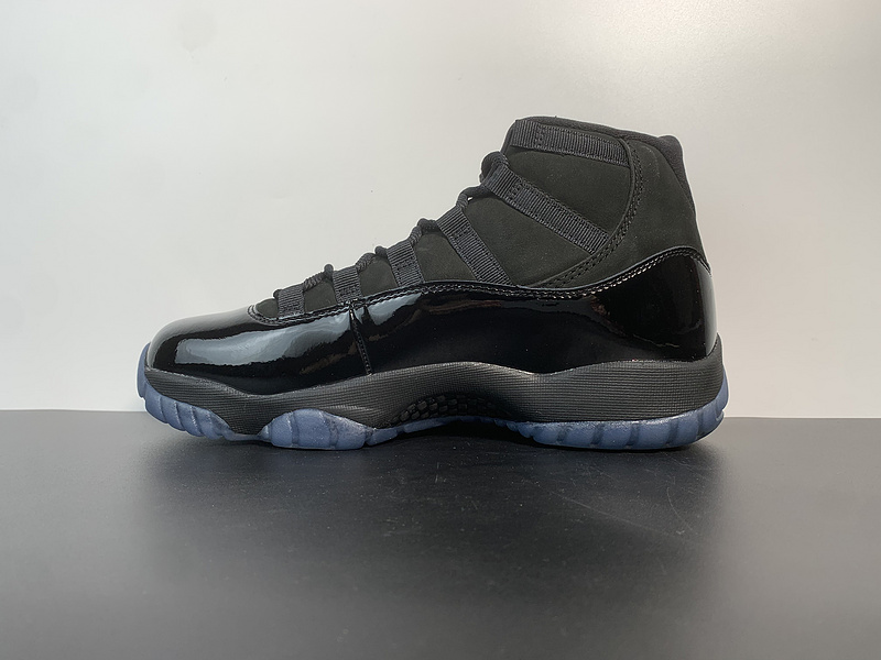 Air Jordan 11“Cap and Gown”378037-005