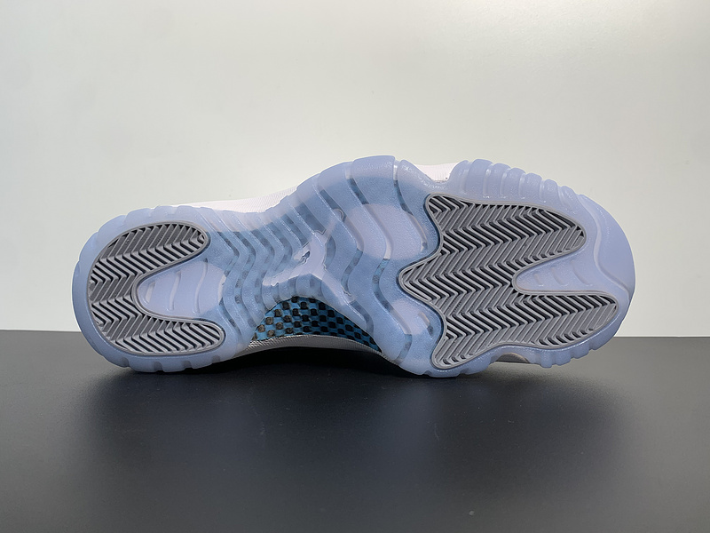 Air Jordan 11 Low 