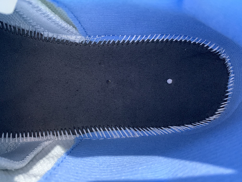 Air Jordan 11 UNC CT8012-141