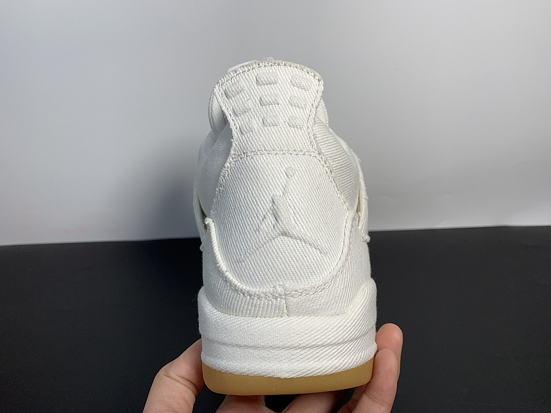 Air Jordan 4 Retro Levis NRG 