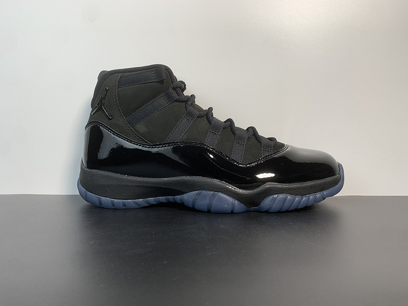 Air Jordan 11“Cap and Gown”378037-005