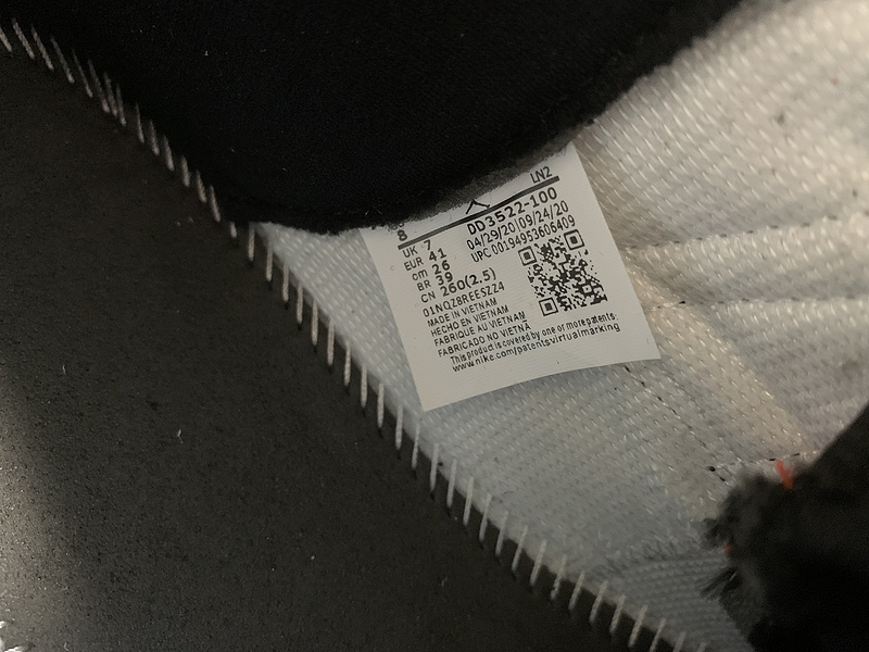 Air Jordan 11 Adapt DD3522-100