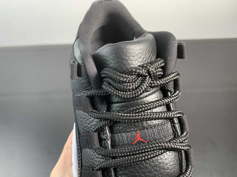 Air Jordan 11 Retro Low '72-10' AV2187-001