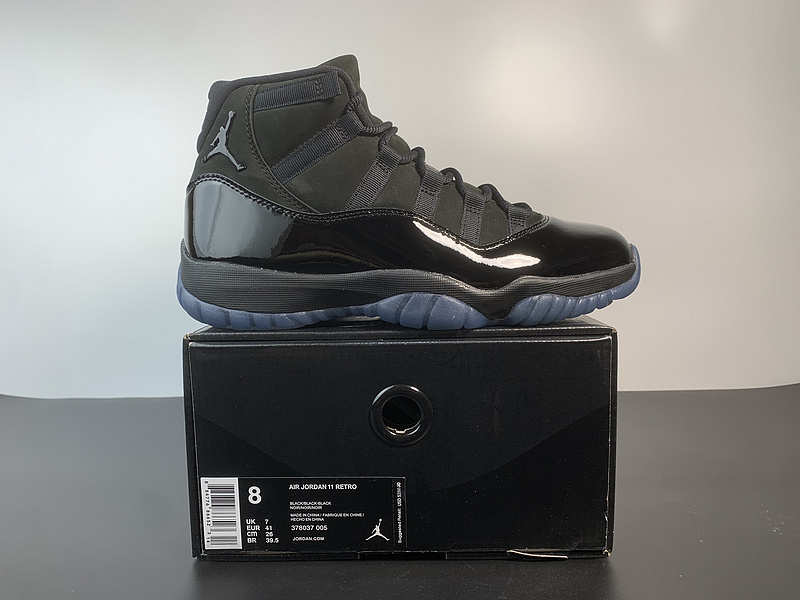 Air Jordan 11“Cap and Gown”378037-005
