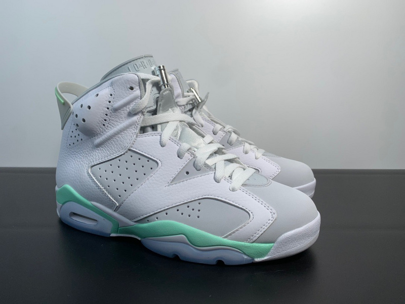 Air Jordan 6 “Tiffany”DQ4914-103