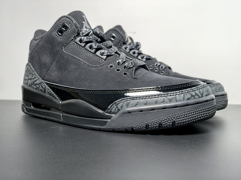Air Jordan 3 “Black Cat”2025 CT8532-001