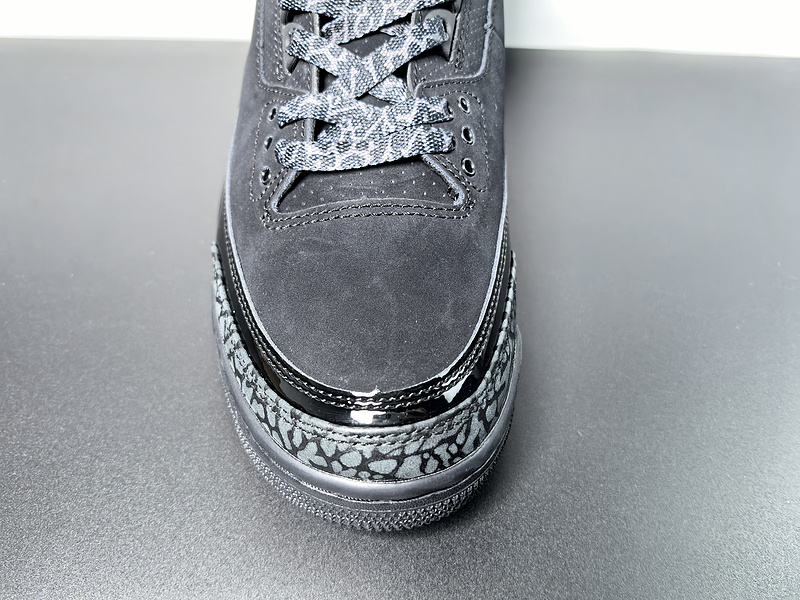 Air Jordan 3 “Black Cat”2025 CT8532-001