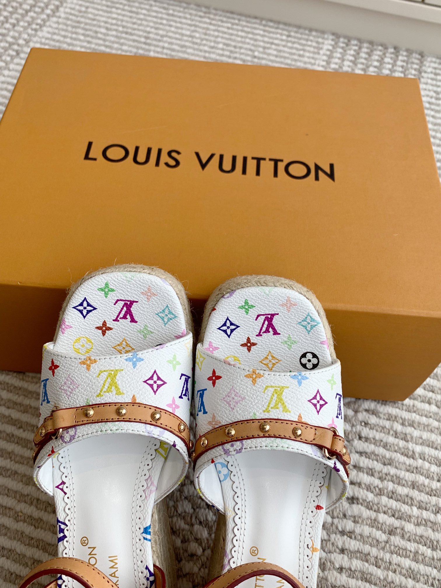 Louis Vuitton 2025SS Sandals(EU35-41)