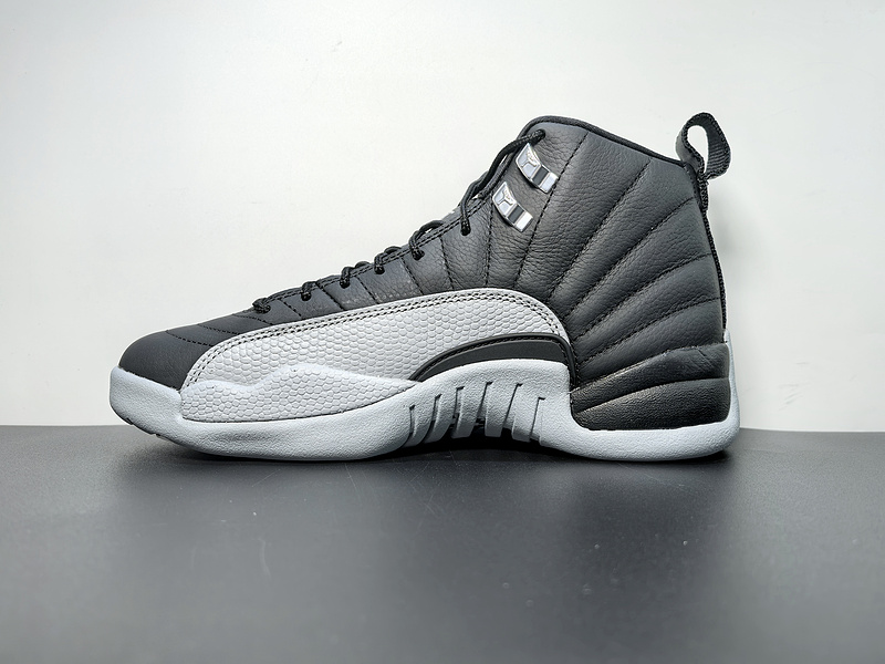 Air Jordan 12 “Wolf Grey”CT8013-010