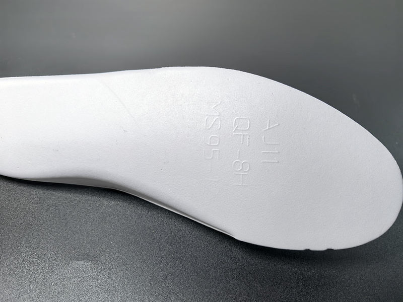 Air Jordan 12Taxi 130690-12