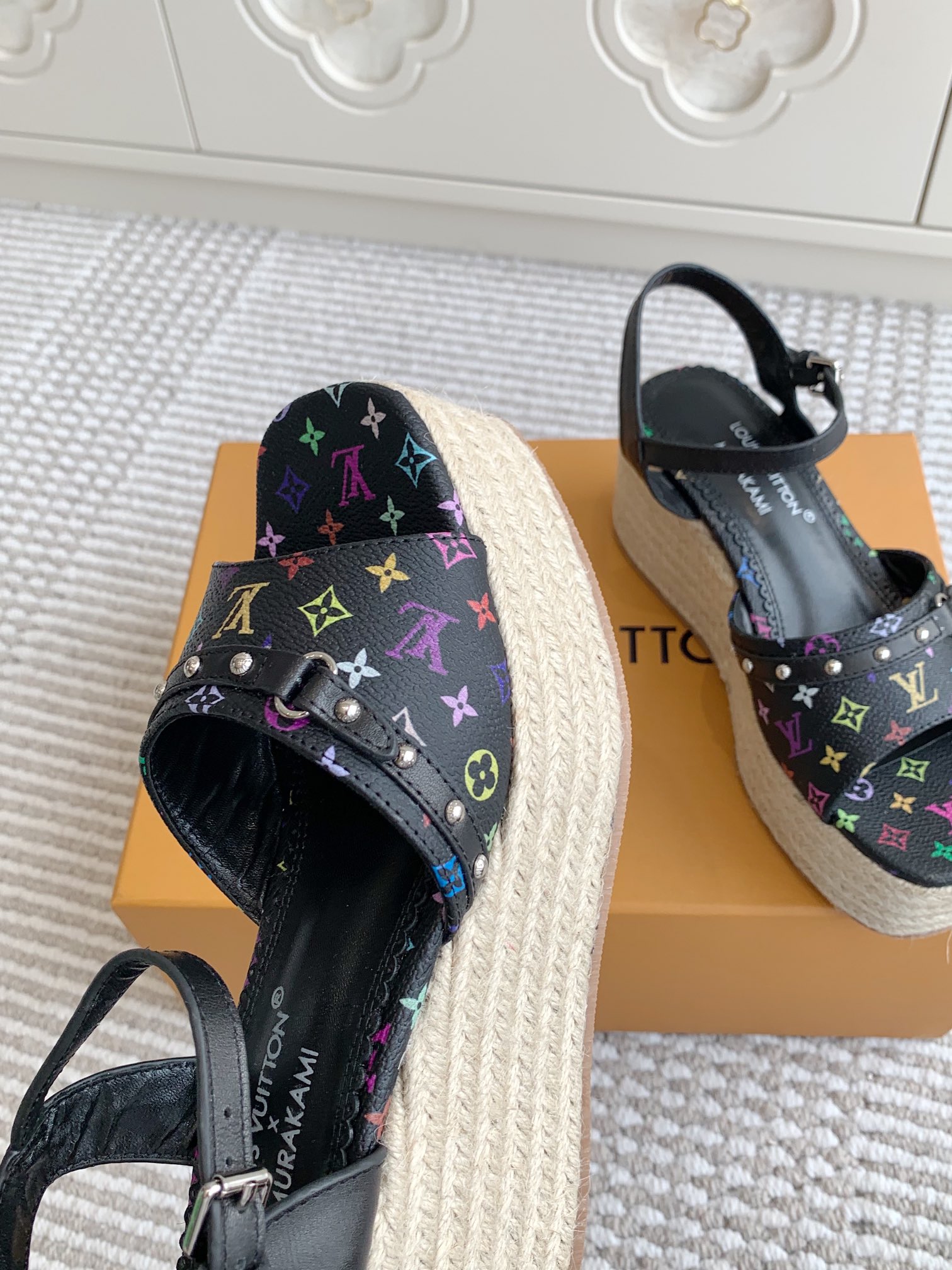 Louis Vuitton 2025SS Sandals-8CM(EU35-41)