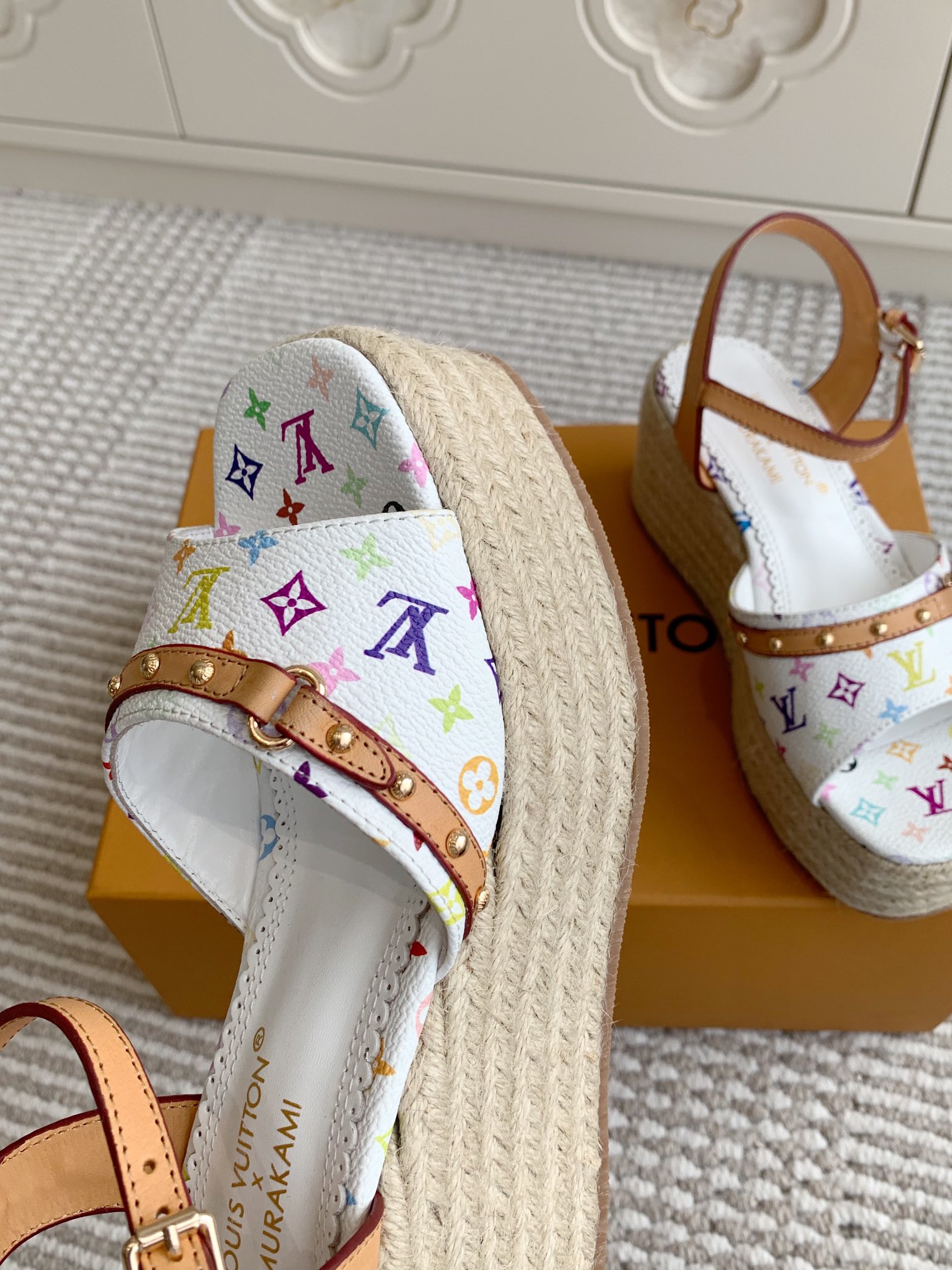 Louis Vuitton 2025SS Sandals(EU35-41)