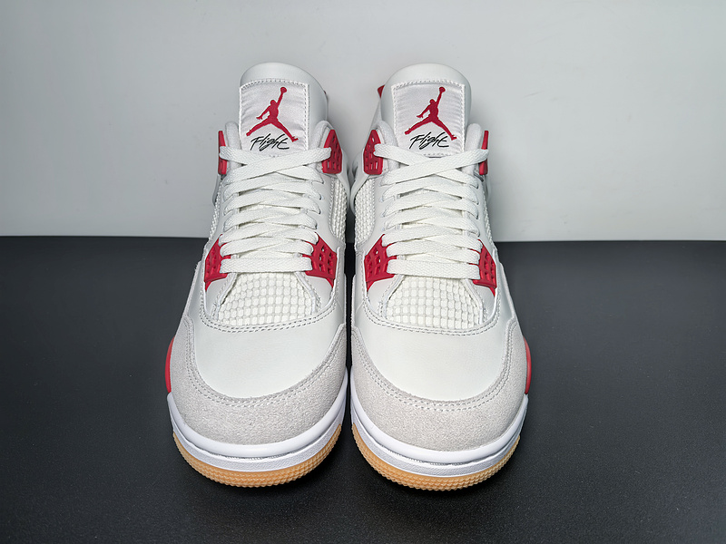 Nike SB x Air Jordan 4 “Varsity Red DR5415-106