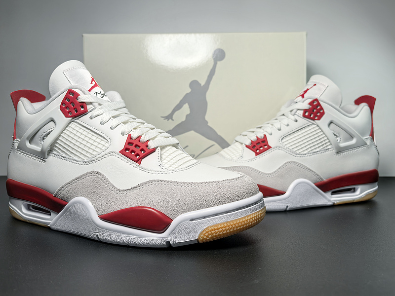 Nike SB x Air Jordan 4 “Varsity Red DR5415-106