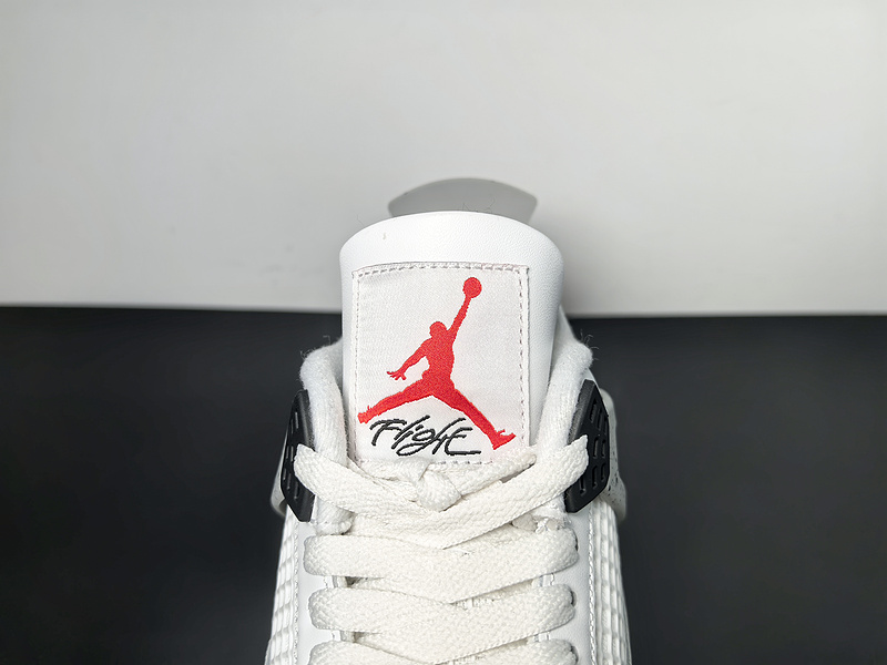 Air Jordan 4 “White Cement”FV5029-100
