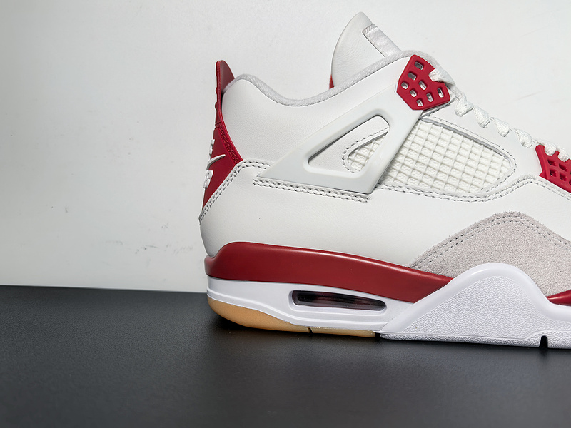 Nike SB x Air Jordan 4 “Varsity Red DR5415-106