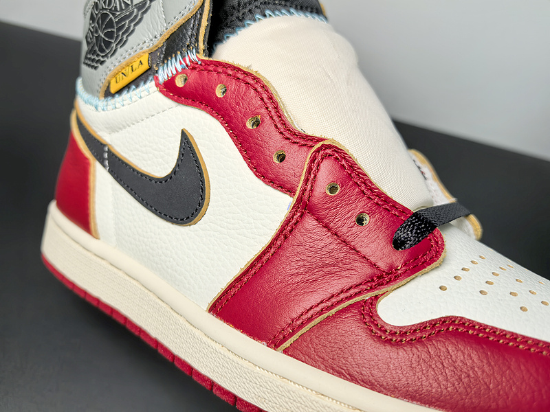 Union LA x Air Jordan 1 High OG “Chicago” UN