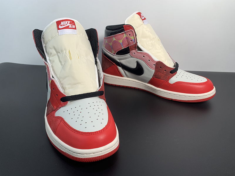 AIR JORDAN 1 HIGH OG “SPIDER-VERSE”DV1748-601