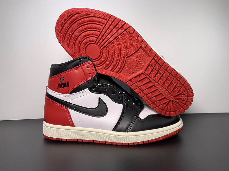 Air Jordan 1 High OG “Black ToeReimagined”DZ5485-106