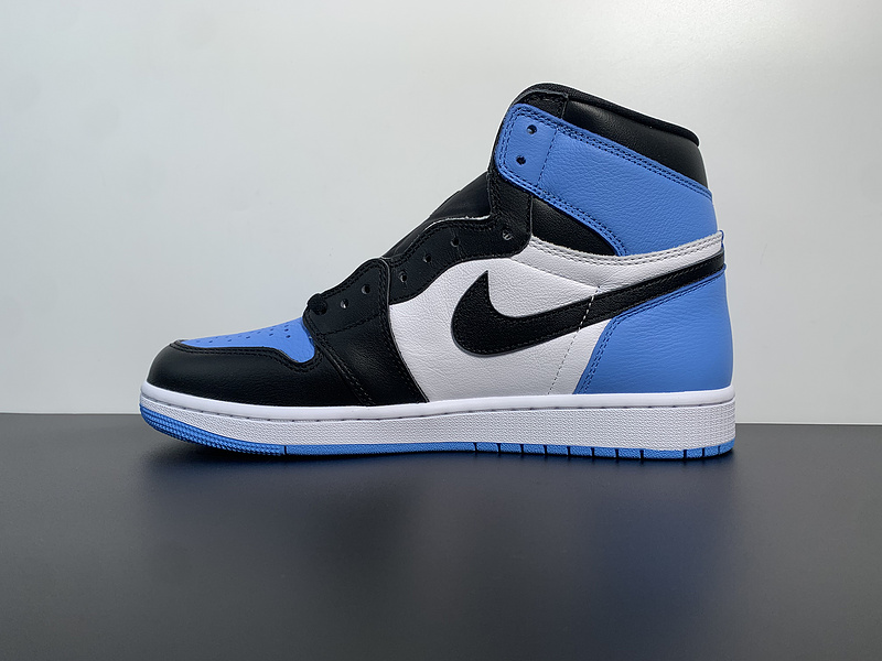 Air Jordan 1 High OG 