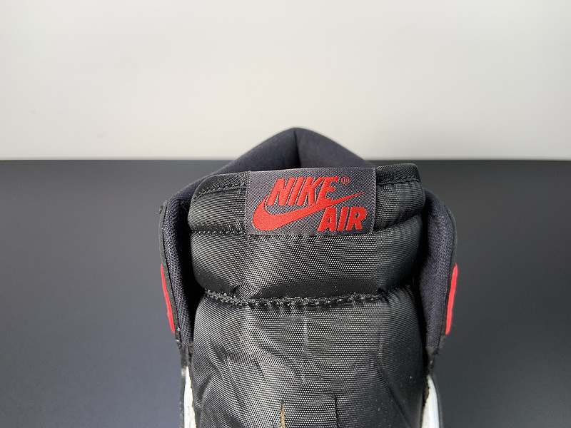 Air Jordan 1 High OG “Black ToeReimagined”DZ5485-106