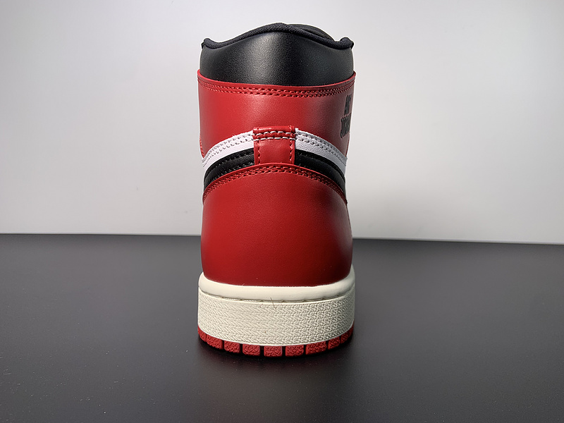 Air Jordan 1 High OG “Black ToeReimagined”DZ5485-106