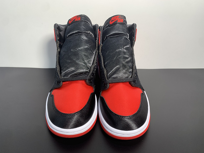 Air Jordan 1 High OG WMNS “Satin Bred”FD4810-061