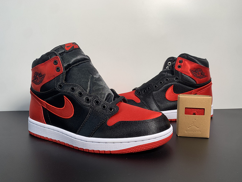Air Jordan 1 High OG WMNS “Satin Bred”FD4810-061