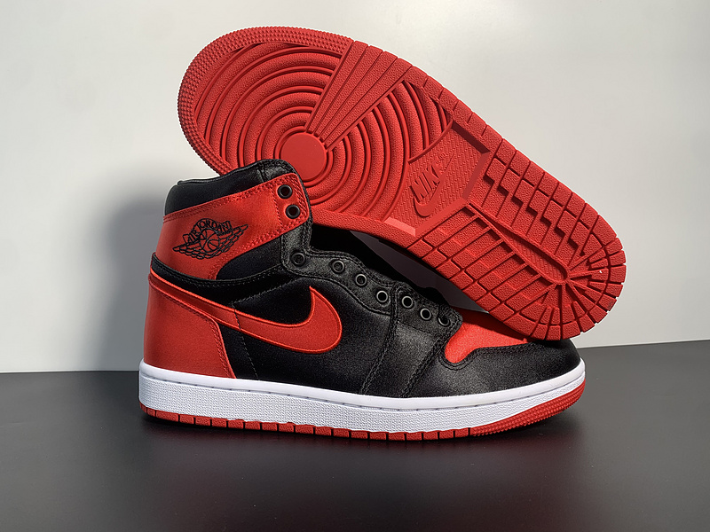 Air Jordan 1 High OG WMNS “Satin Bred”FD4810-061