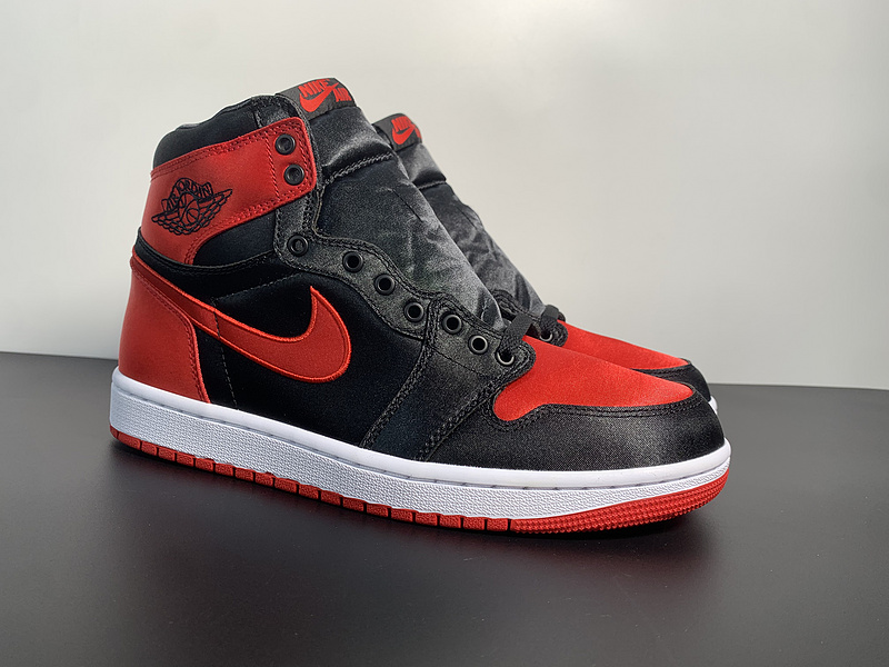 Air Jordan 1 High OG WMNS “Satin Bred”FD4810-061