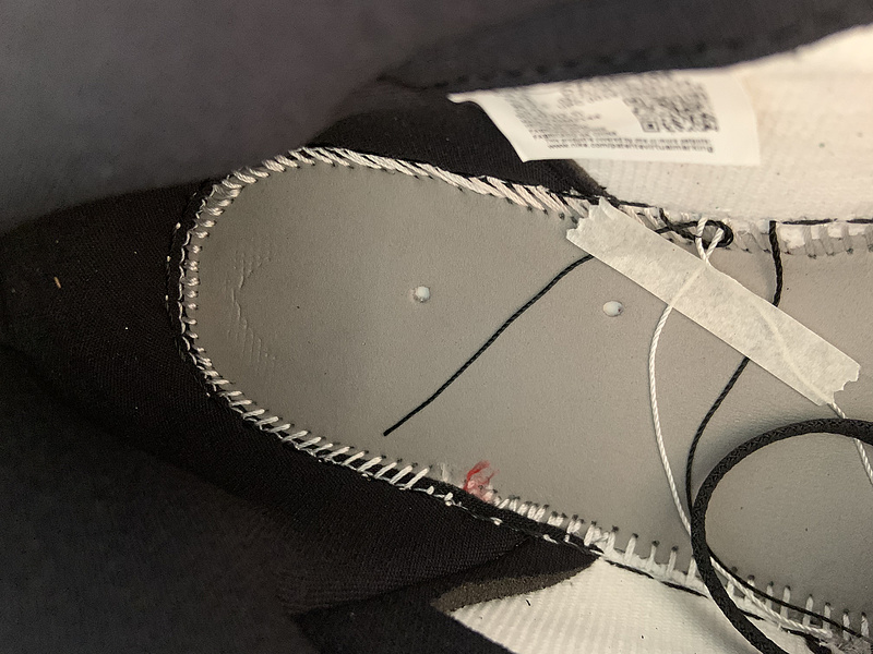 Air Jordan 1 High OG “Black ToeReimagined”DZ5485-106