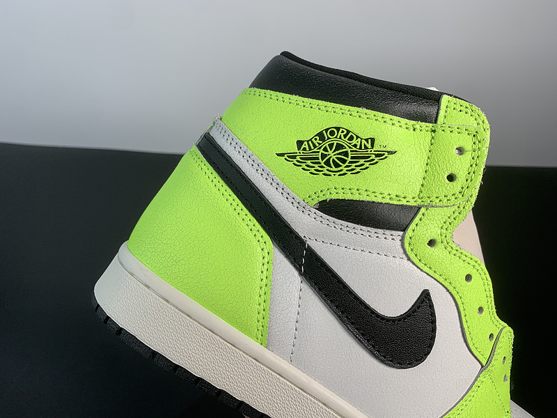 Air Jordan 1 High OG “Volt”555088-702
