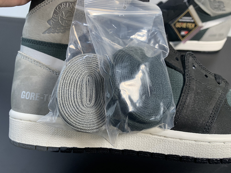 Air Jordan 1 Element Gore-Tex “Black Grey”DB2889-001