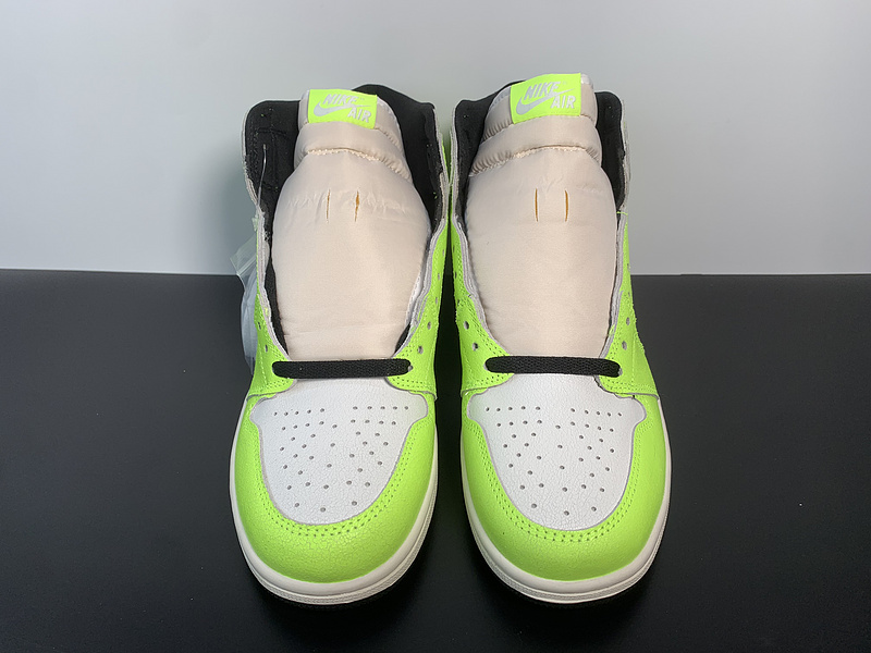 Air Jordan 1 High OG “Volt”555088-702
