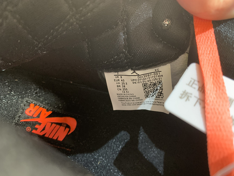 Air Jordan 1 High OG Hand Crafted DH3097-001