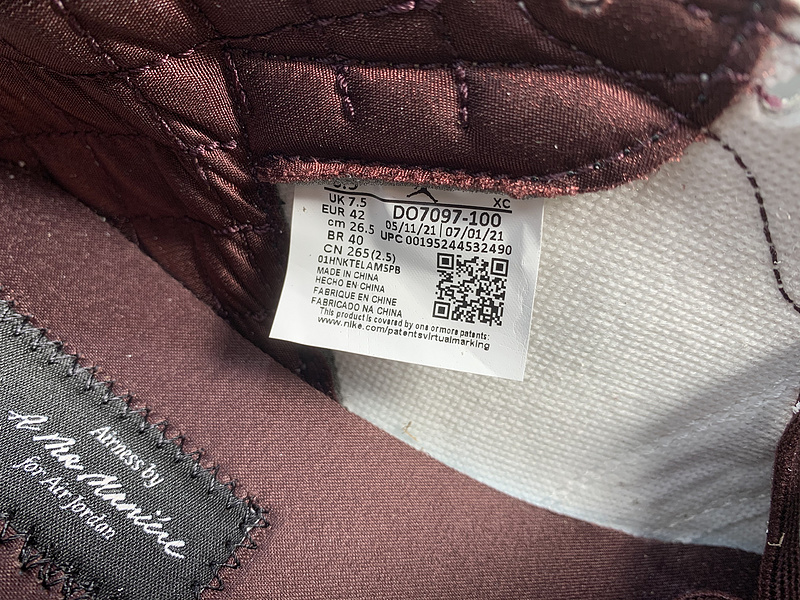 Nike Air Jordan 1 Retro High OG 