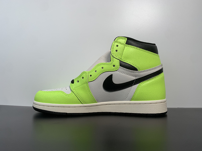 Air Jordan 1 High OG “Volt”555088-702