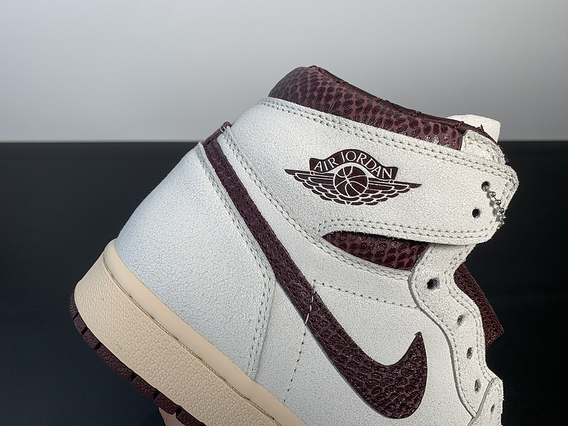 Nike Air Jordan 1 Retro High OG 