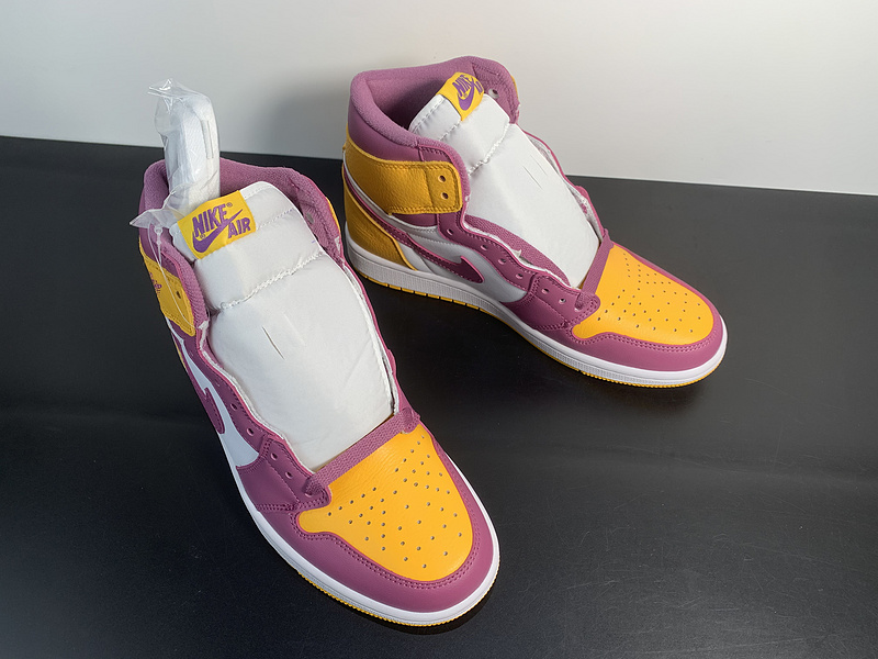 Air Jordan 1 “Obsidian”555088-706