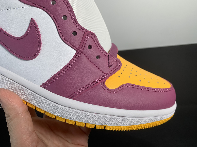 Air Jordan 1 “Obsidian”555088-706