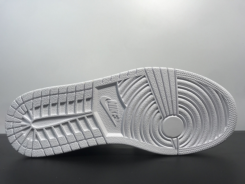 OFF-WHITE Jordan 1 High WHITE/WHITE AQ0818-100