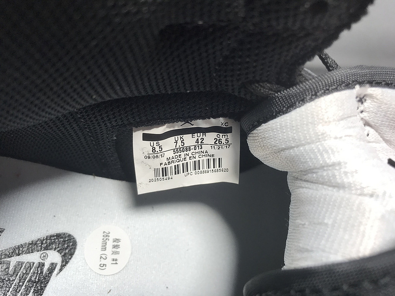 Air Jordan 1“ Shadow”555088-013