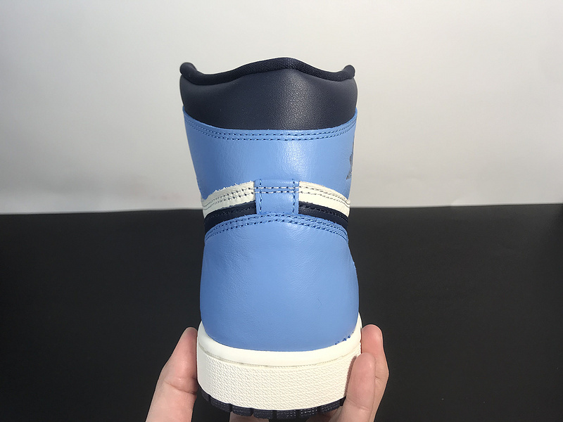 Jordan 1 High Obsidian UNC 555088-140