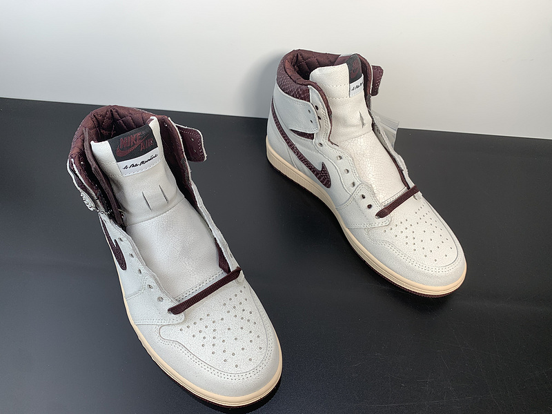 Nike Air Jordan 1 Retro High OG 