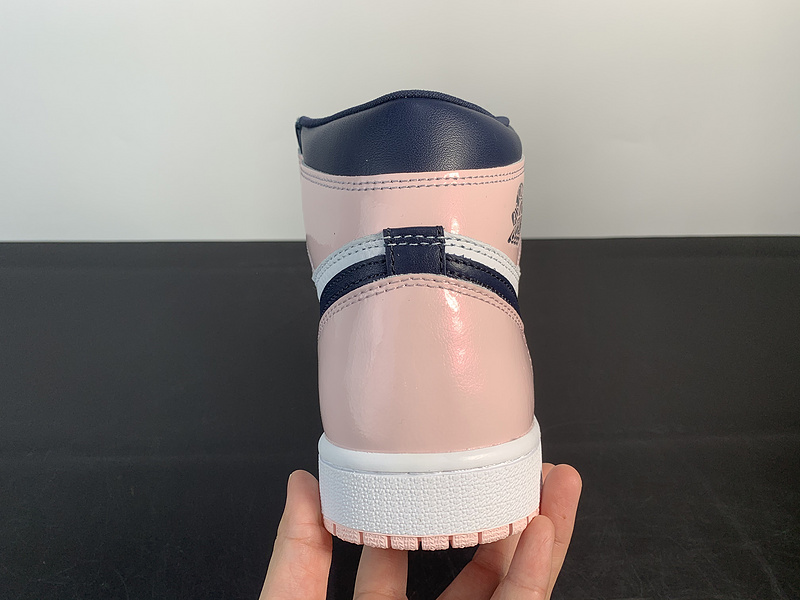 Air Jordan 1 High OG“Atmosphere”DD9335-641