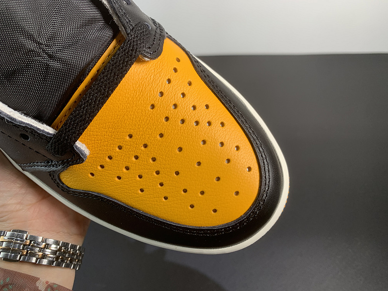 Air Jordan 1 Retro High OG AJ1 555088-711