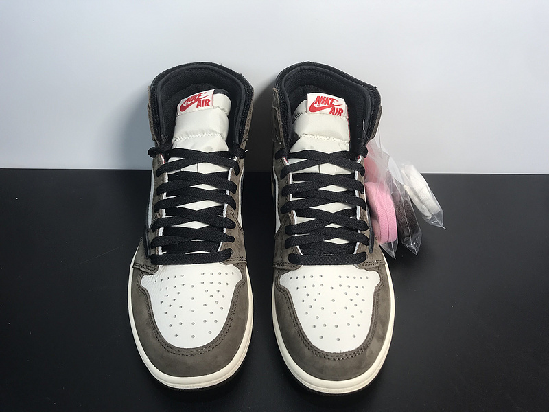 Travis Scott x Air Jordan 1 CD4487-100