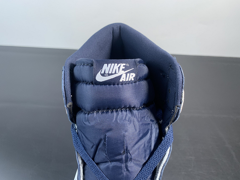 Air Jordan 1 High OG“Atmosphere”DD9335-641